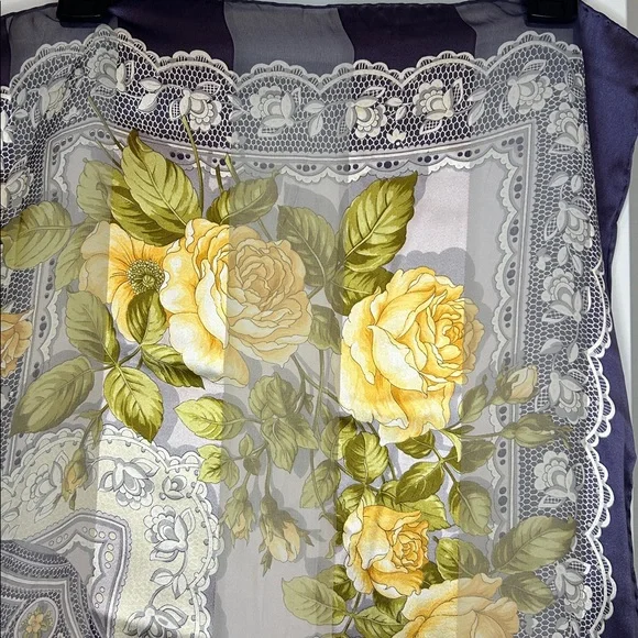 Vintage Valentino Silk Rose Scarf - Picture 5 of 8